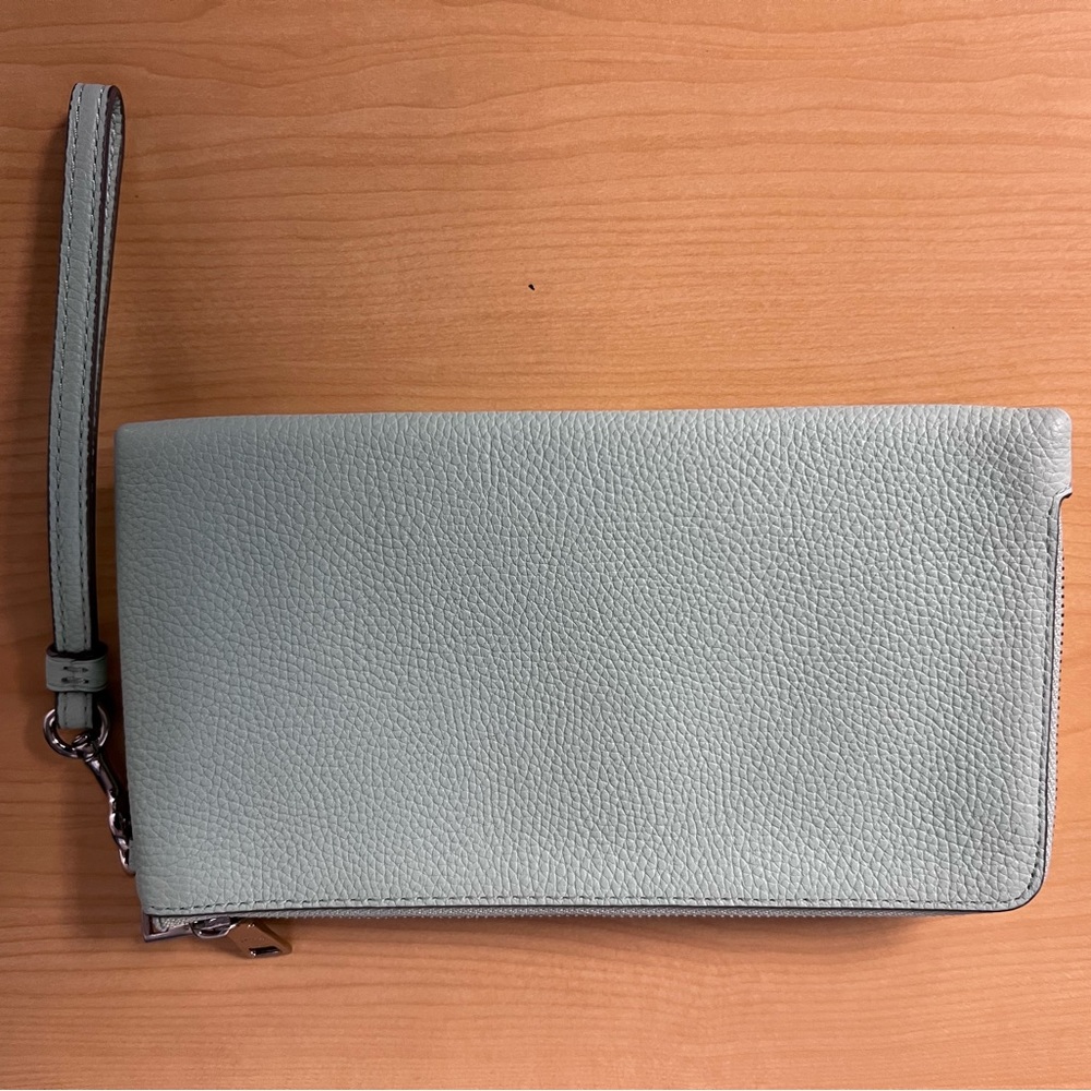 148: PreLoved Two Zippered Coach Light Green Leather Wristlet - Picture 3 of 14
